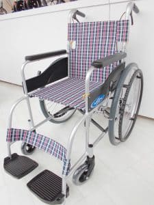 アルミ製車いす