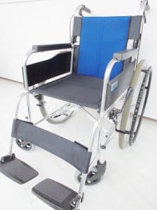 スタンダード車いす